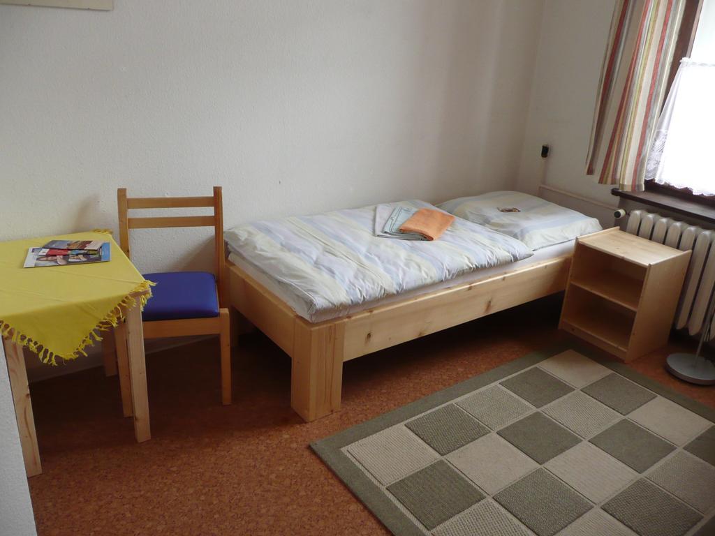 Pension Zur Wartburg 格尔利茨 外观 照片